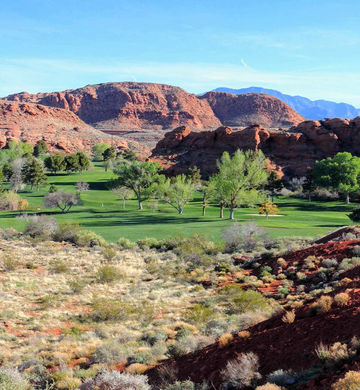 arial view of people golfing in St. George Utah